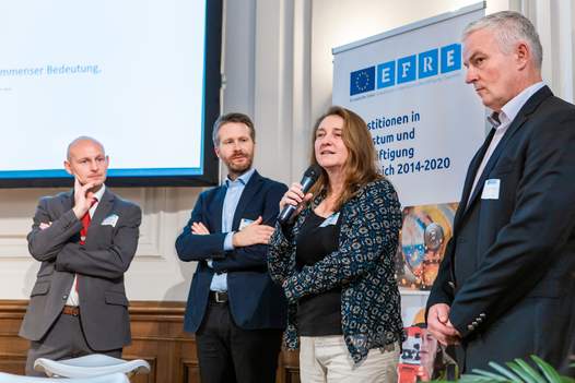 Foto der Projektpartner von Laßnitztal Entwicklungs gmbh, HTL Deutschlandsberg mit Ursula Mollay