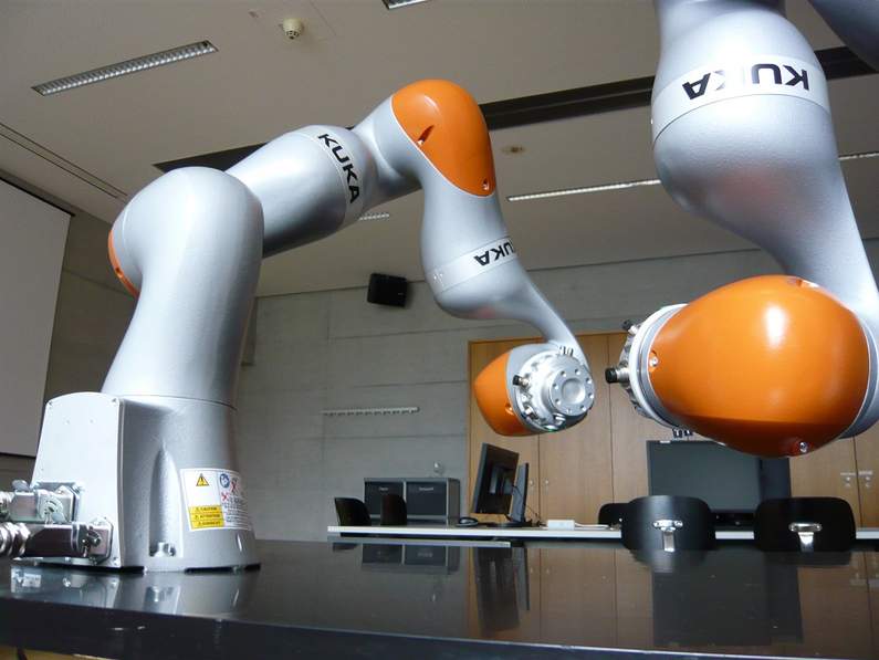 Foto der Laborausstattung der Modelfabrik der FH Vorarlberg